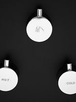 Columna-de-ducha-Fiji-Gorena-Agua-20x160cm-negro-aluminio-2-jets